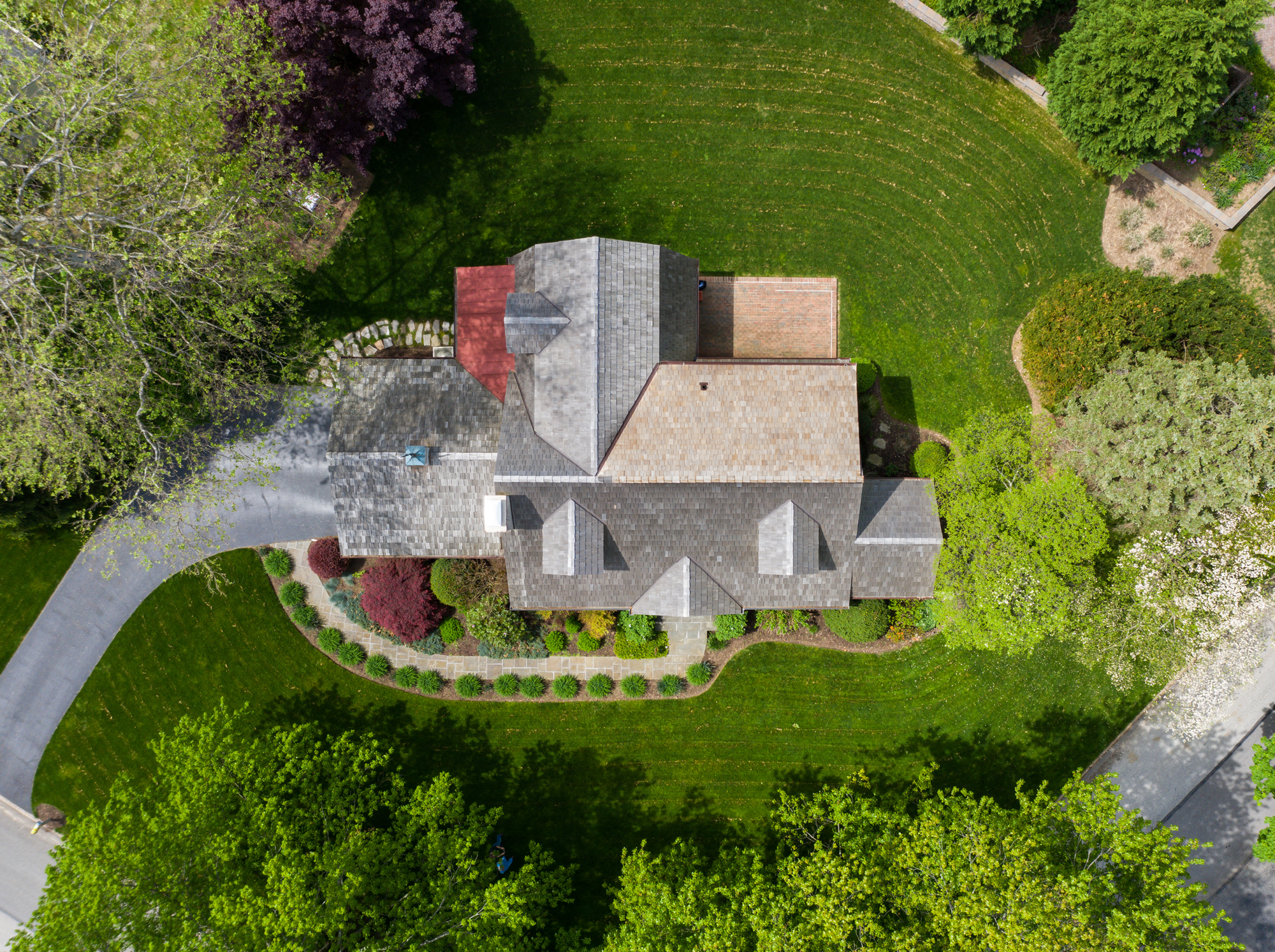 Hover to pause slide